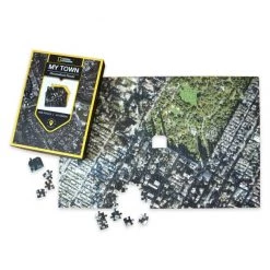 Disney National Geographic My Town Personalized Puzzle – Map Scale: 1:5,000