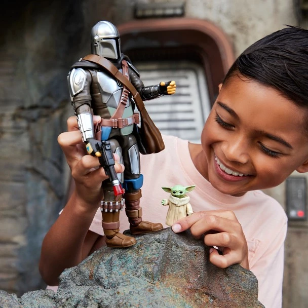 Disney The Mandalorian Talking Action Figure – Star Wars: The Mandalorian 2 Disney The Mandalorian Talking Action Figure – Star Wars: The Mandalorian - Image 2