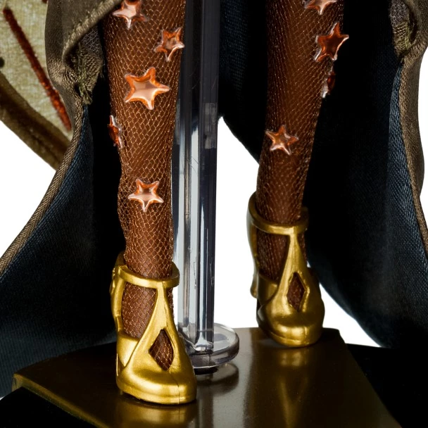 Tiana Limited Edition Doll – The Princess And The Frog – Disney Designer Collection – 13'' 5 Tiana Limited Edition Doll – The Princess And The Frog – Disney Designer Collection – 13'' - Image 5